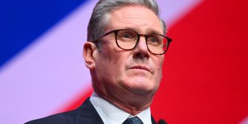 Keir Starmer risks backlash by urging UK to ‘go further’ with EU at next summit