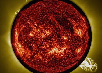 Never-seen-before video of Sun sees towers of 10,000C plasma erupting into space after scientists created ‘fake eclipse’