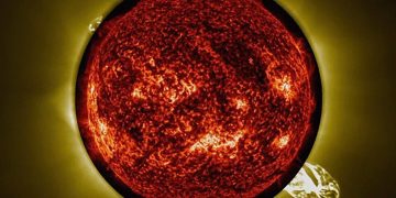 Never-seen-before video of Sun sees towers of 10,000C plasma erupting into space after scientists created ‘fake eclipse’