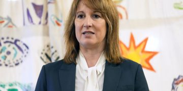 Reform UK bosses call for Rachel Reeves to be sacked for appearing to accuse Nigel Farage of racism