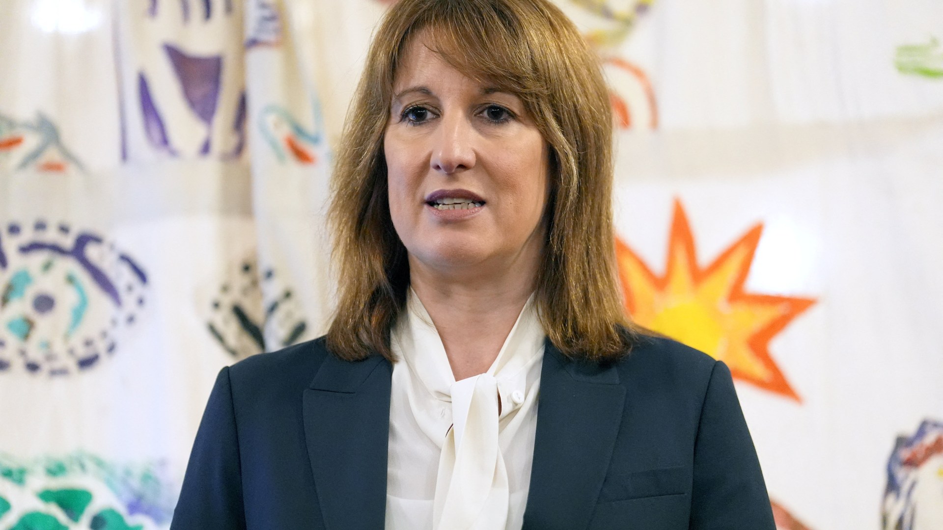 Reform UK bosses call for Rachel Reeves to be sacked for appearing to accuse Nigel Farage of racism