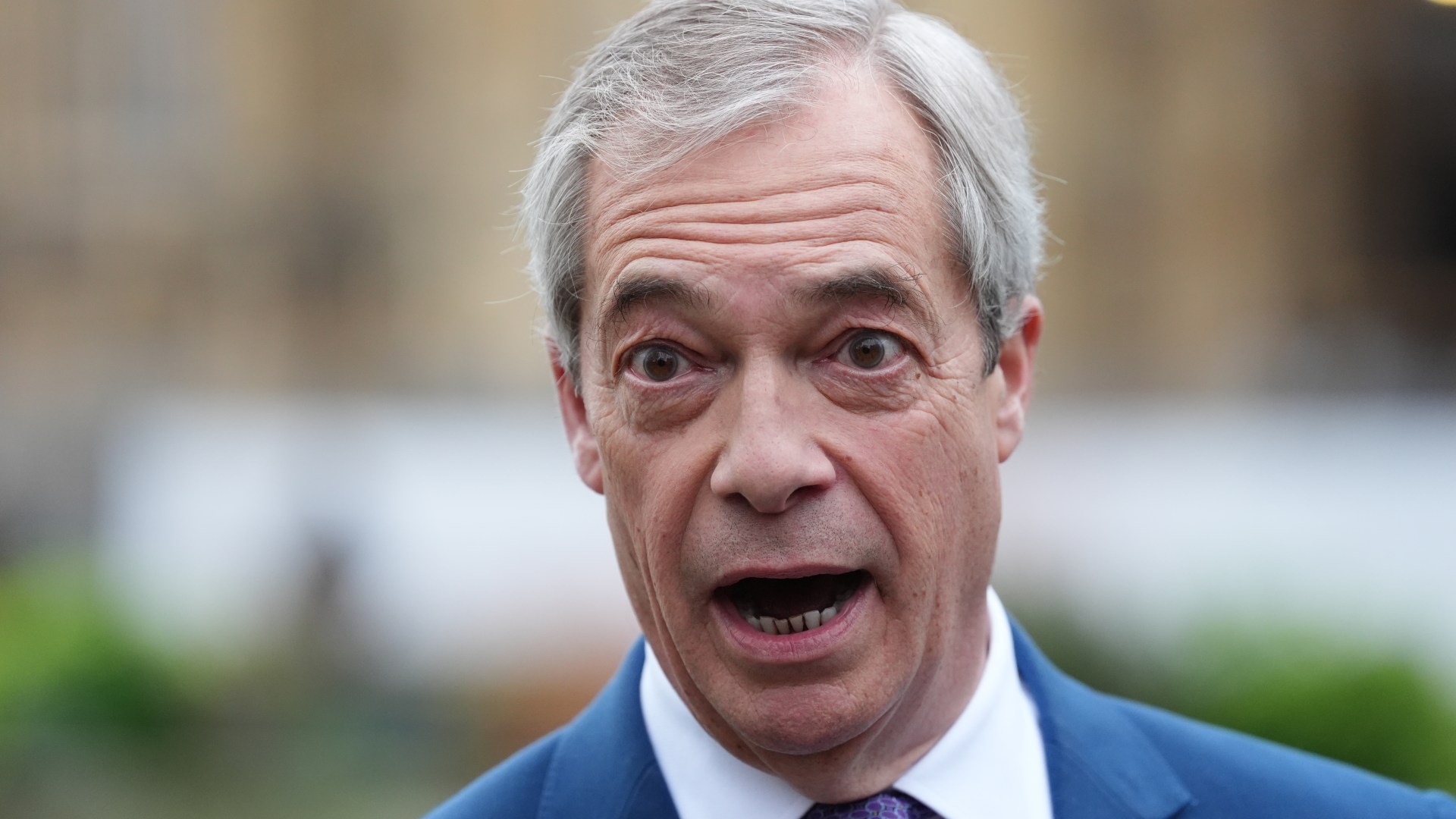 Sir Keir Starmer’s Chagos deal on brink of collapse after Nigel Farage helped trigger U-turn