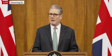 Trump ‘isn’t serious’ about invading Greenland – but his threat of tariffs is ‘completely wrong’, Starmer blasts