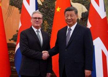 ‘Twists & turns’ between UK & China don’t serve our interests, Xi tells Keir – as PM promises more ‘sophisticated’ ties