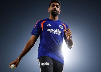 T20 WC Breaking: Jasprit Bumrah's two wickets in two overs destroy South Africa's top order