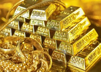These five countries including India bought the most gold in the last 5 years, this country was the number 1 seller