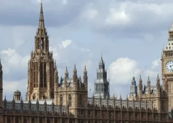 Social media overtakes newsbrands as primary news source for UK MPs Social media overtakes newsbrands as primary news source for UK MPs