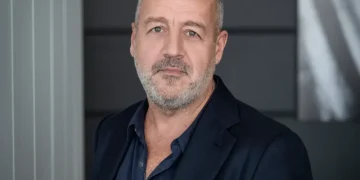 Le Monde CEO urges publishers to sign AI partnerships to stay competitive