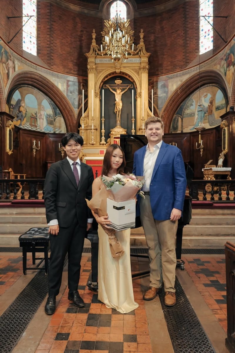 Teen Vocalist Shirley Chen Hosts London Charity Concert “Shirley and Friends” to Empower Vulnerable Girls and Kenyan Orphans Teen Vocalist Shirley Chen Hosts London Charity Concert “Shirley and Friends” to Empower Vulnerable Girls and Kenyan Orphans